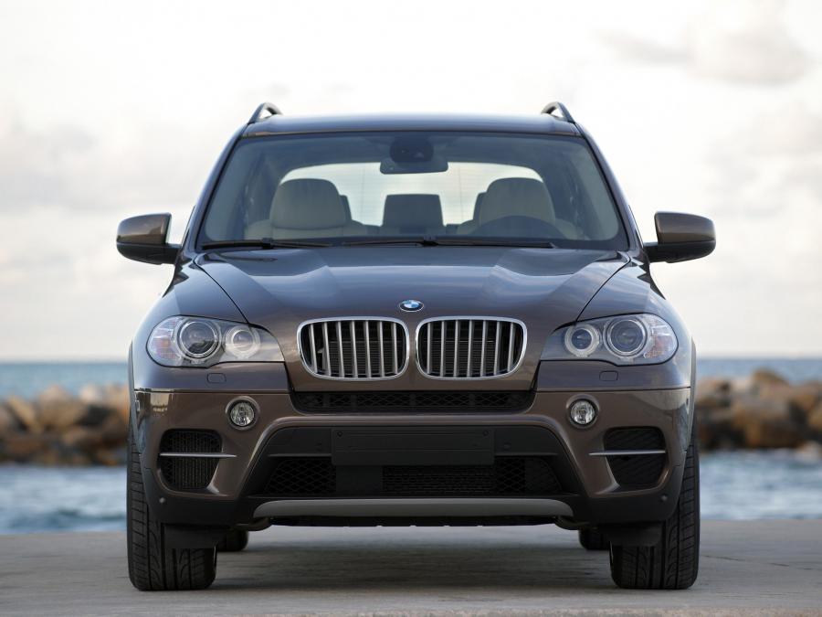 BMW X5 xDrive 5.0i 2010 года  (фото 140 из 142)